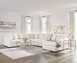 Indoor Three Piece Sectional in Starboard Snow